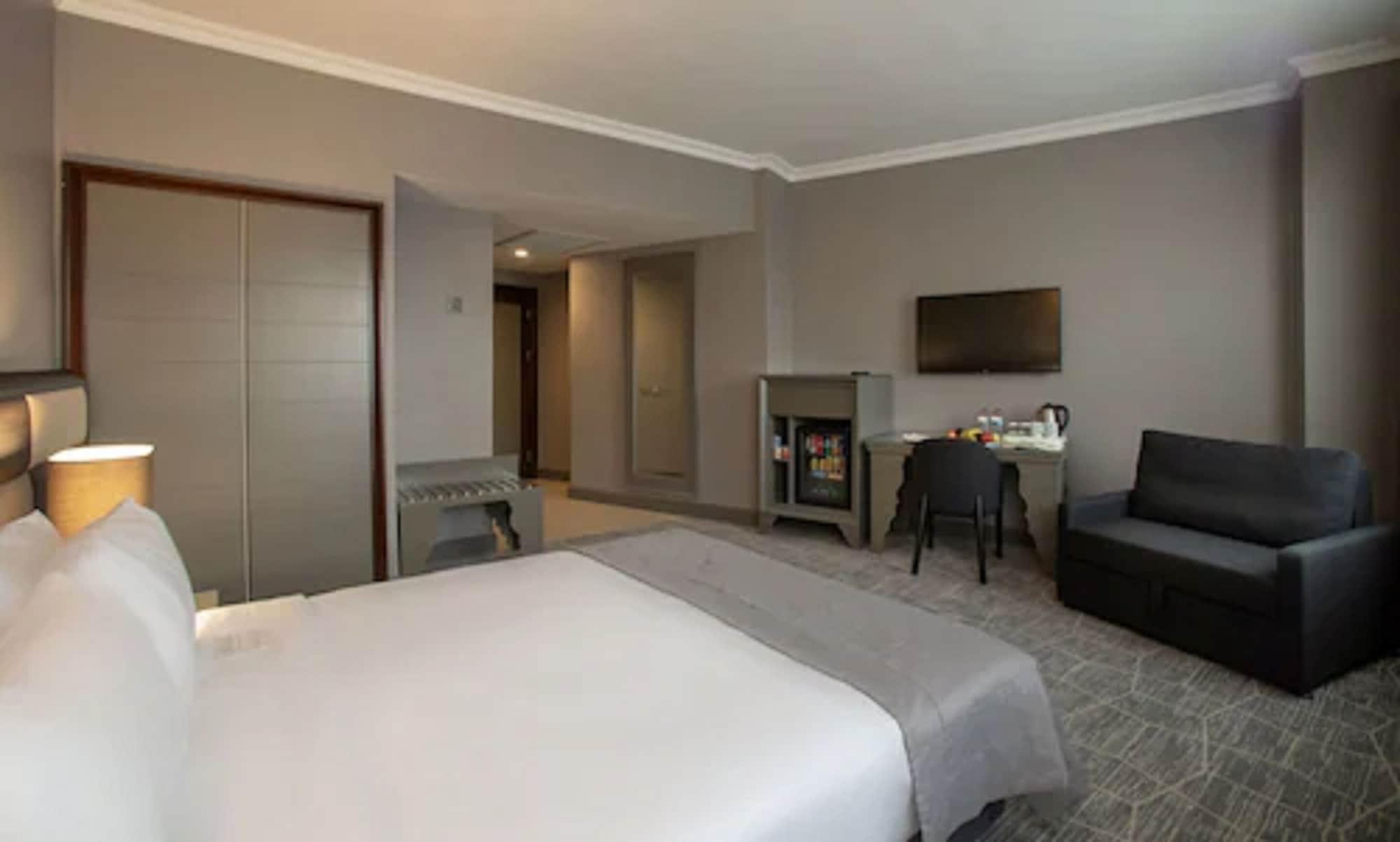 Taksim Square Hotel Istanboel Buitenkant foto