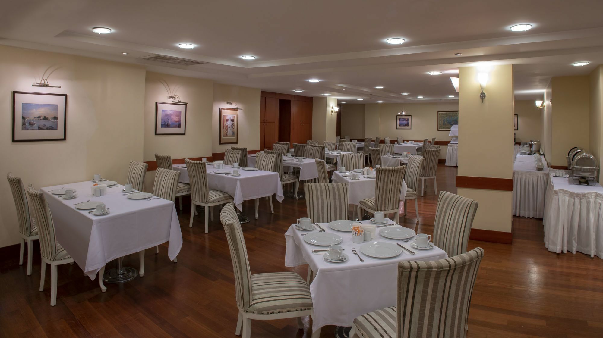 Taksim Square Hotel Istanboel Buitenkant foto