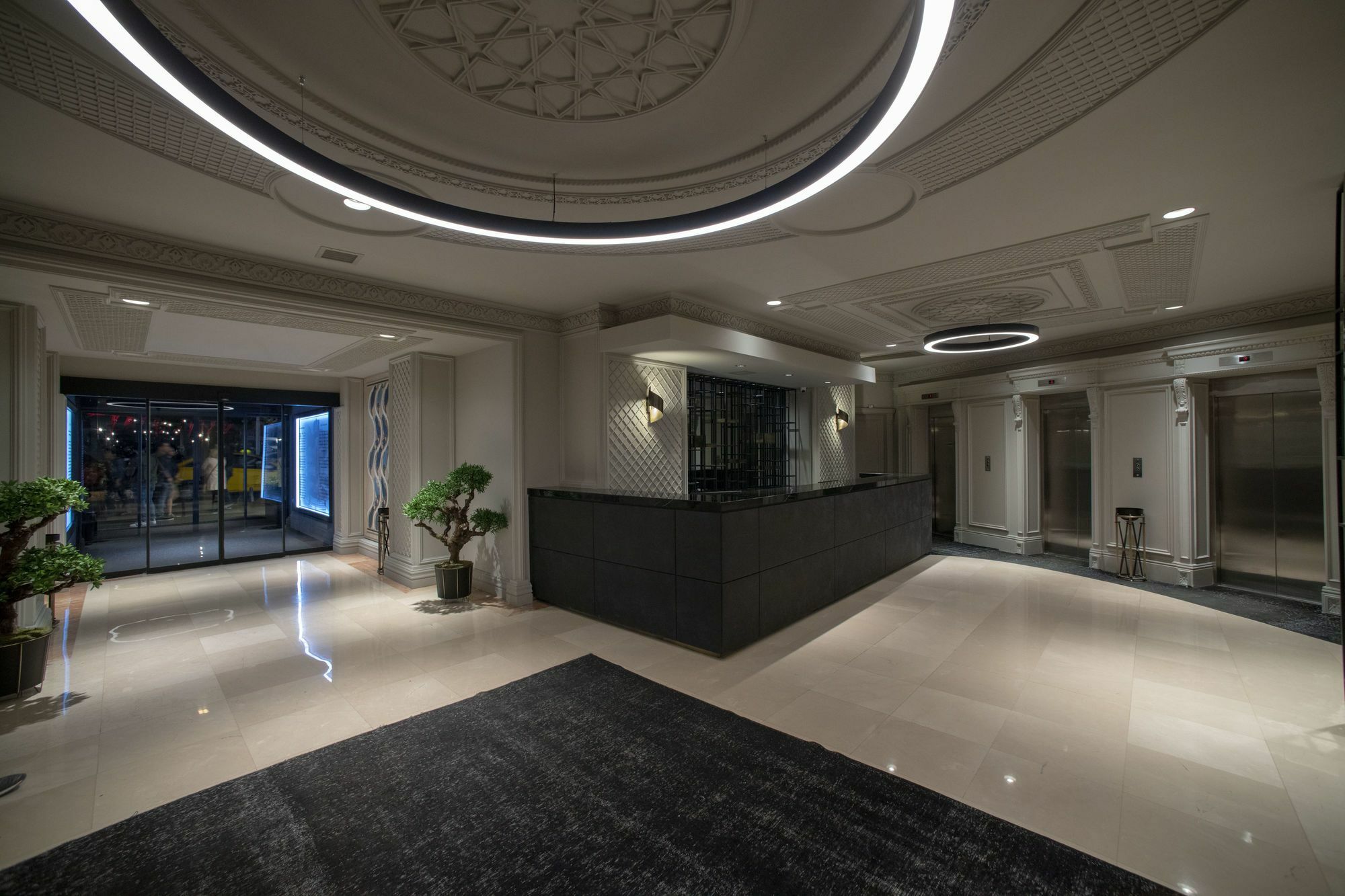 Taksim Square Hotel Istanboel Buitenkant foto